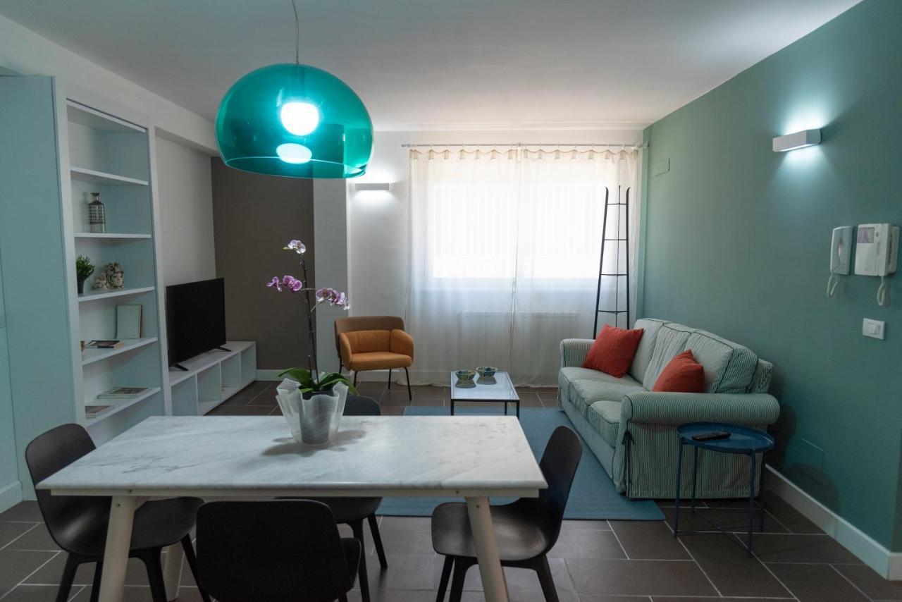 Stardust Guesthouse Augusta Luaran gambar